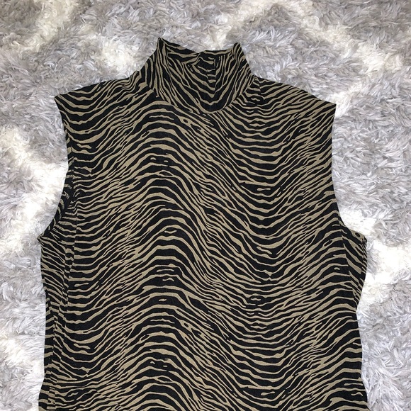 Top - Picture 1 of 3